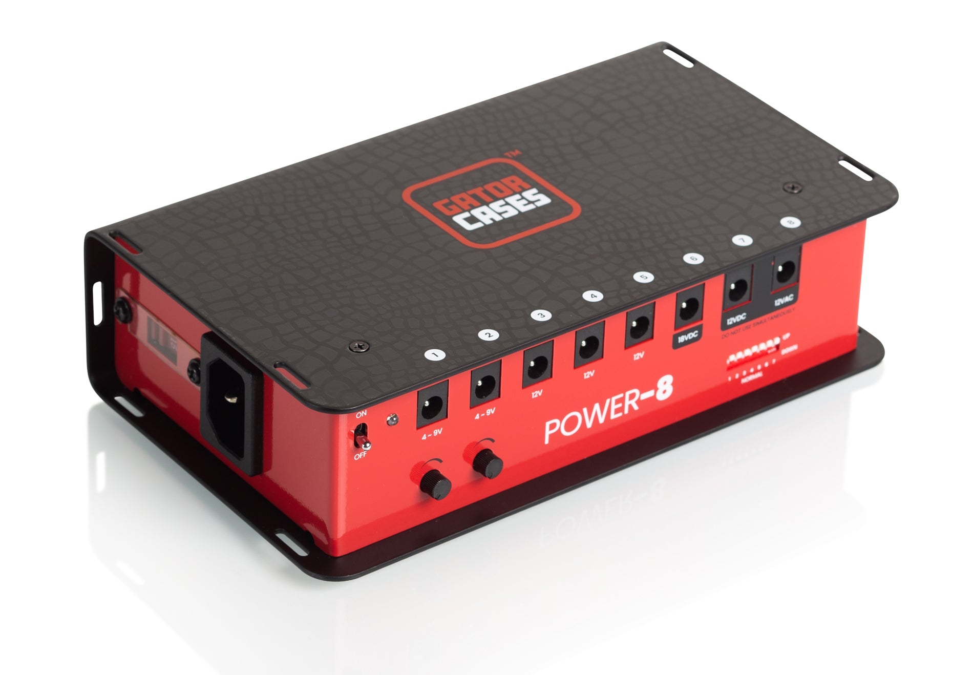 Gator GTR-PWR-8 Pedalboard Power Supply with 8 Isolated Outputs